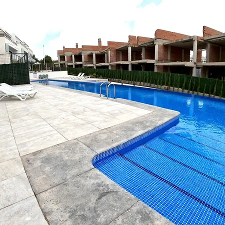 2 C Lomas De Campoamor 公寓 *
